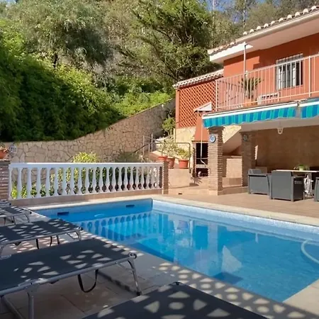 Holiday home Espectacular Casa En La Playa Con Piscina Privada *