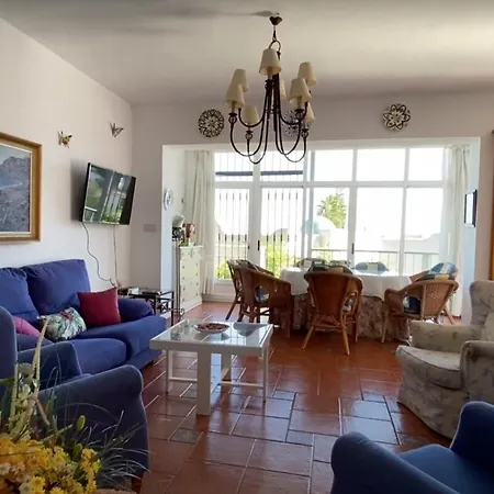 Holiday home Espectacular Casa En La Playa Con Piscina Privada